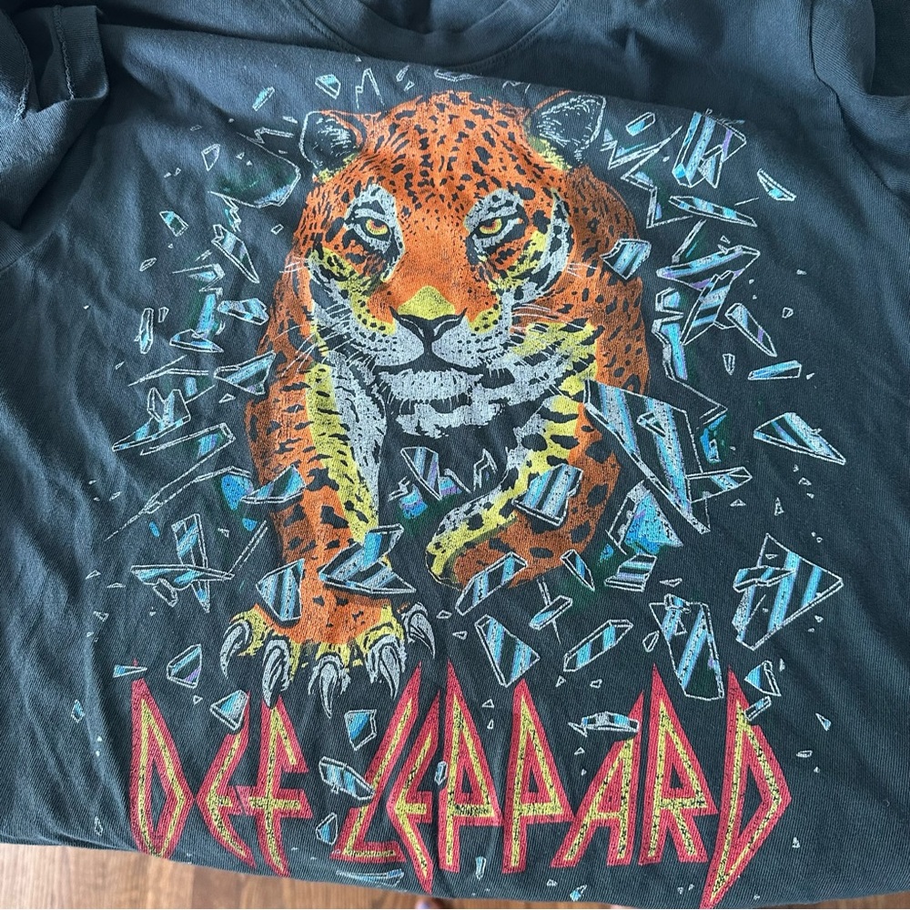 DAYDREAMER LA BAND GRAPHIC TEE